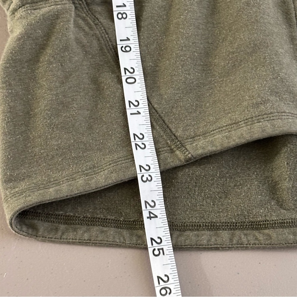 Lululemon Hold your Om Hoodie zip front Jacket heathered Fatigue green Sz 4 - Picture 10 of 10